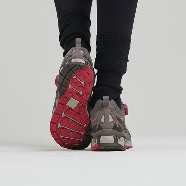 2021 चीन सानुकूलित लोगो उच्च दर्जाची नवीन शैली Zapatos हायकिंग क्लाइंबिंग मॅन कॅज्युअल आउटडोअर शूज